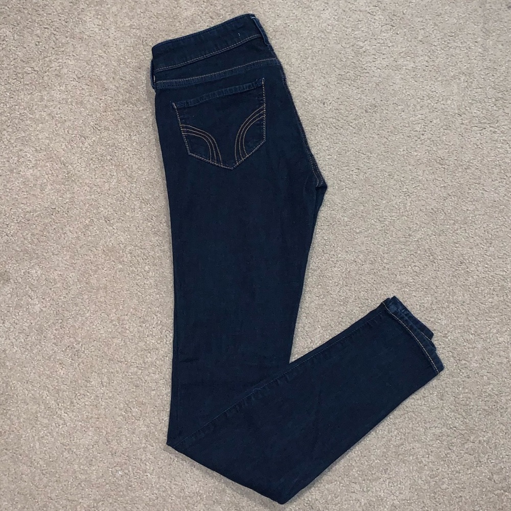 Dark wash jeggings/skinny jeans